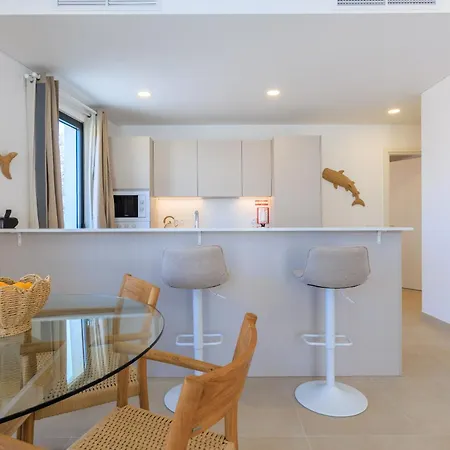 Terra Eden Brand New 1br W Private Garage Lägenhet